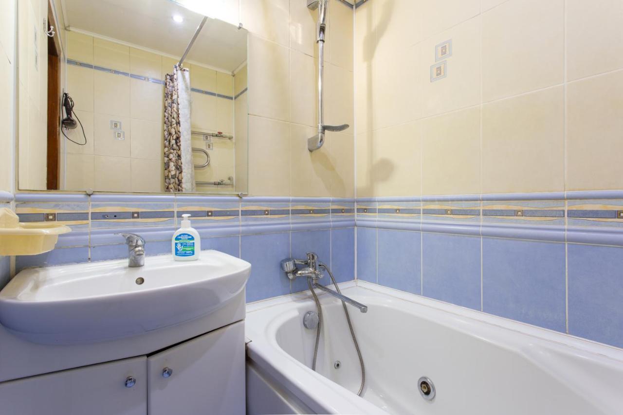 Apartment Heroiv Kharkova Avenue 38-64 Kharkiv